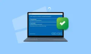 Ekran wyboru opcji reinstalacji systemu Windows. Dowiedz się, jak odblokować komputer, wybierając pobieranie z chmury lub lokalną reinstalację.